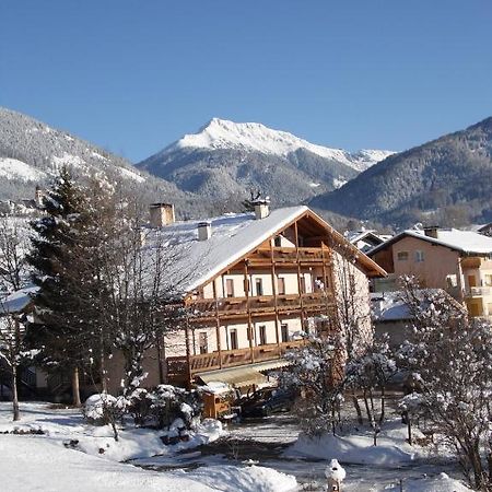 Albergo Bellaria Carano (Trentino) Exterior foto