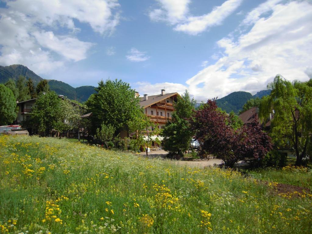 Albergo Bellaria Carano (Trentino) Exterior foto